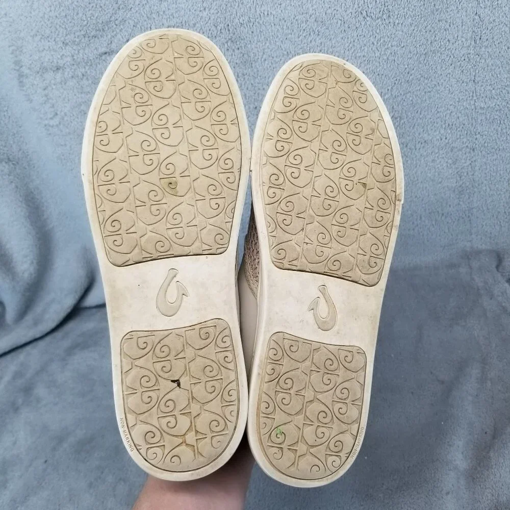 OluKai Shoes Womens 10 Tan Mesh Pehuea Slip On Sneakers *Read*